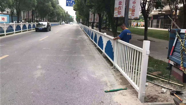 变压器玻璃钢围栏具有良好的绝缘性能！
